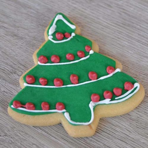Albero di Natale decorato su biscotto