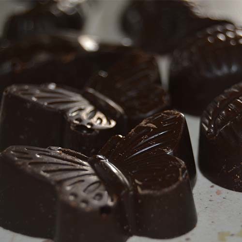 Cioccolatini fondenti varie forme